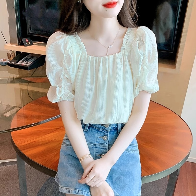 เสื้อเชิ้ตผู้หญิงใส่ทํางาน 390 บาทต่อชิ้น ฟรีค่าจัดส่ง
