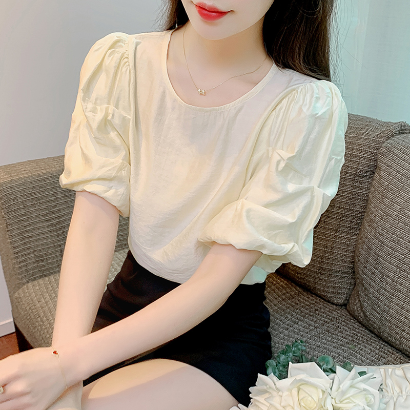 เสื้อเชิ้ตผู้หญิงแขนยาว เสื้อเชิ้ตผู้หญิงใส่ทํางาน 390 บาทต่อชิ้น ฟรีค่าจัดส่ง