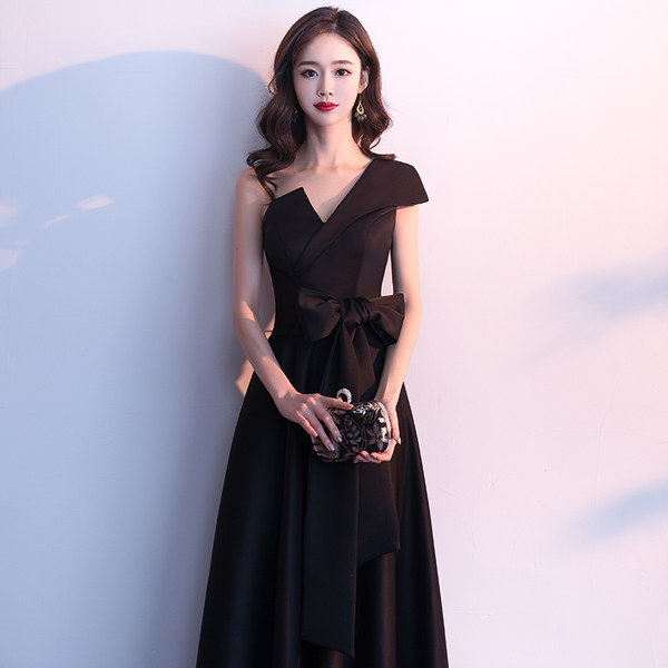 ชุดราตรี ชุดออกงาน ดีไซน์หรู แบรนด์ Angel