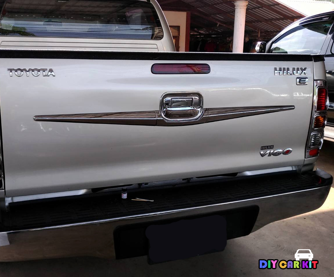 คิ้วท้ายรถกระบะ แบบดาบ Vigo