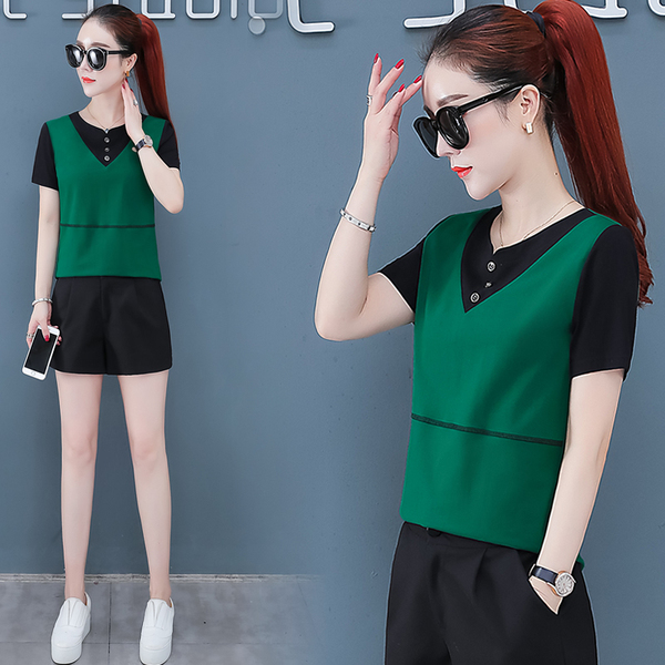 เสื้อผ้าแฟชั่นผู้หญิง เสื้อเชิ้ตแบบฮิตๆ T-shirt ผู้หญิง BY Yiyi