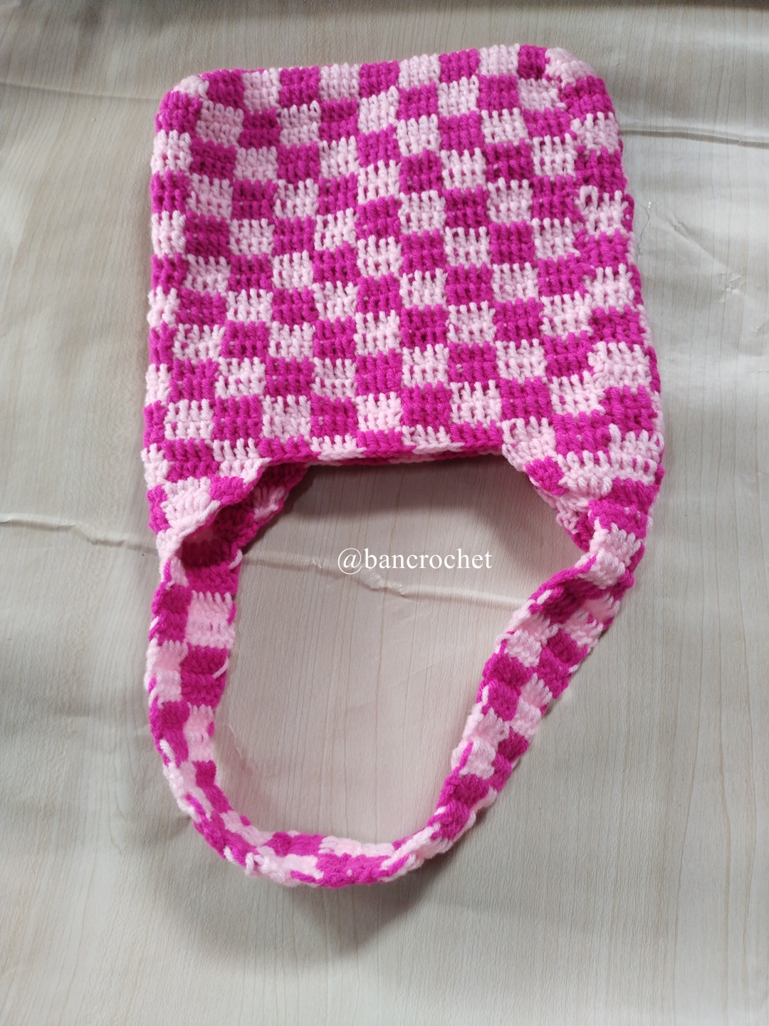 Bancrochet กระเป๋าถักลายตาราง Crochet Bag หลากสี 20*20 cm