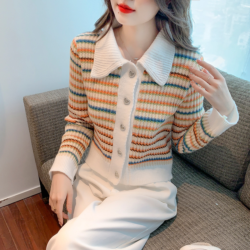 เสื้อเชิ้ตผู้หญิงแขนยาว เสื้อเชิ้ตผู้หญิงใส่ทํางาน 390 บาทต่อชิ้น ฟรีค่าจัดส่ง