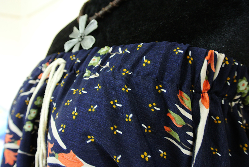 เสื้อเปิดไหล่โบฮีเมียนเกาะอก พิมพ์ลายทั้งตัว