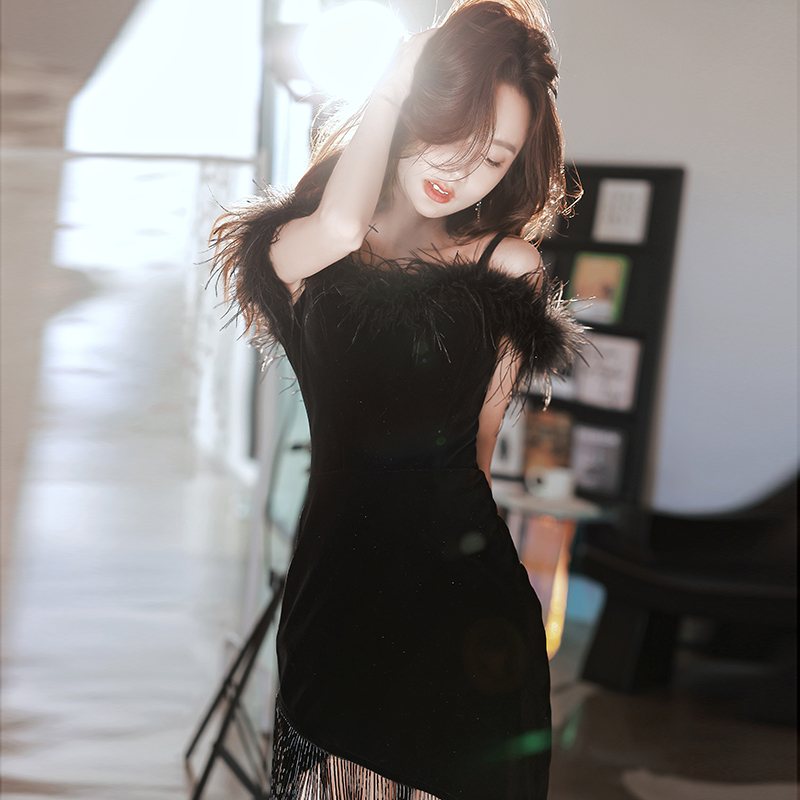 ชุดราตรี ชุดราตรีสวยหรู แบบ ทันสมัย Evening dress