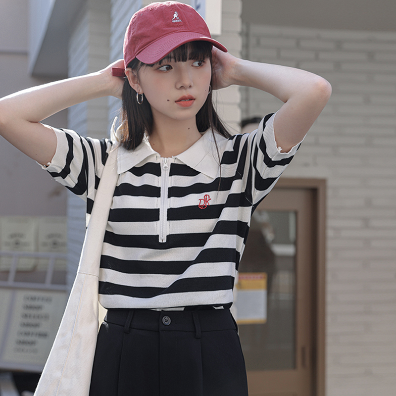 เสื้อผ้าวัยรุ่นเกาหลี เสื้อยืดวัยรุ่นผู้หญิง มีขนาด S M L XL