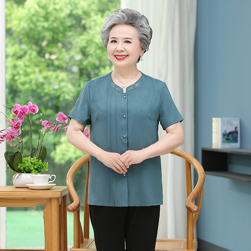 เสื้อคุณยาย เสื้อผู้วัยอายุ60-70ปี มีขนาด L-4XL(อกประมาณ35-45นิ้ว)