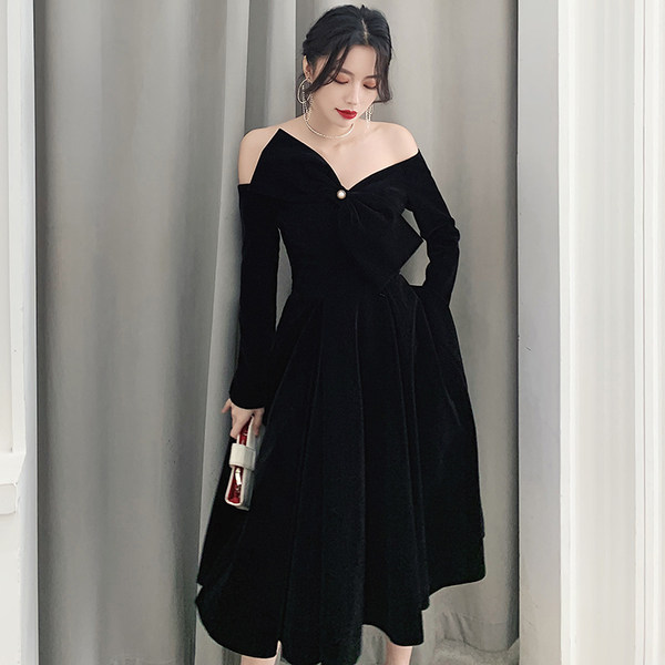 ชุดราตรี ชุดออกงาน ดีไซน์หรู แบรนด์ Angel