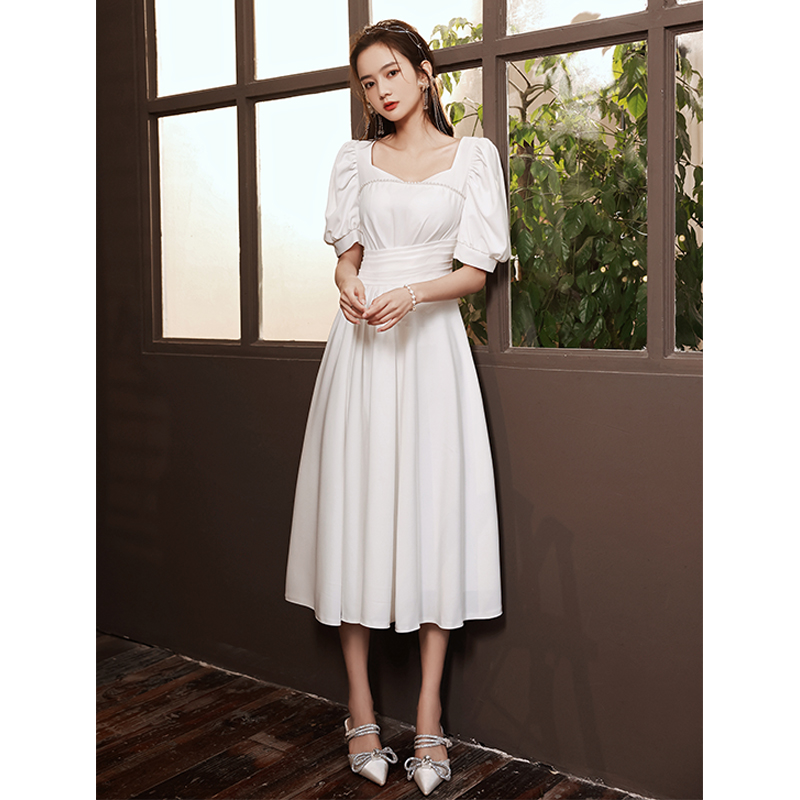 ชุดราตรี ชุดราตรีสวยหรู แบบ ทันสมัย Evening dress