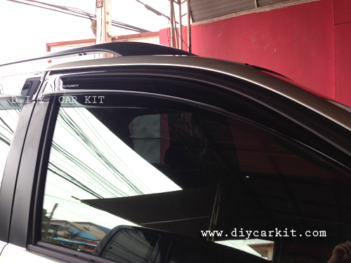 กันสาดประตูรถยนต์ Fortuner 05-11