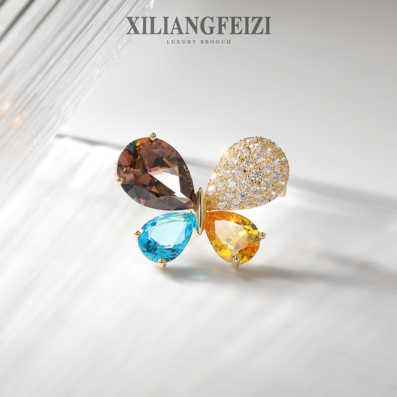 เข็มกลัด เข็มกลัดสวยๆ เข็มกลัดติดเสื้อ Brooch