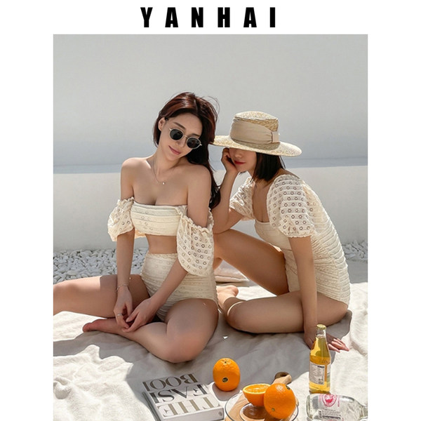 ชุดว่ายน้ำผู้หญิง ชุดว่ายน้ำน่ารัก Bikini ชุดไปทะเล