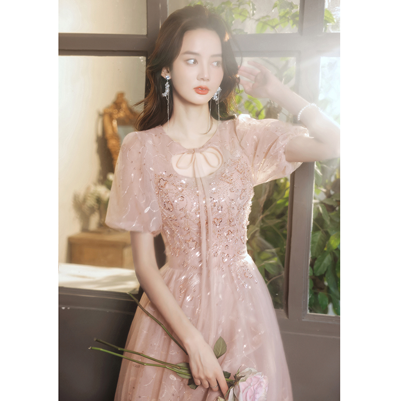 ชุดราตรี ชุดราตรีสวยหรู แบบ ทันสมัย Evening dress