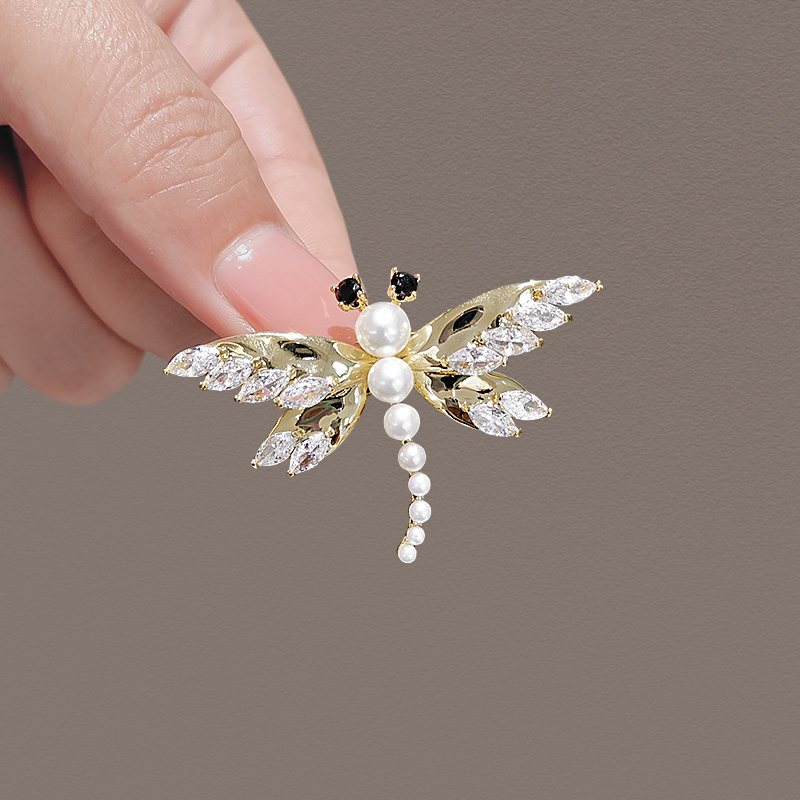 เข็มกลัด เข็มกลัดสวยๆ เข็มกลัดติดเสื้อ Brooch
