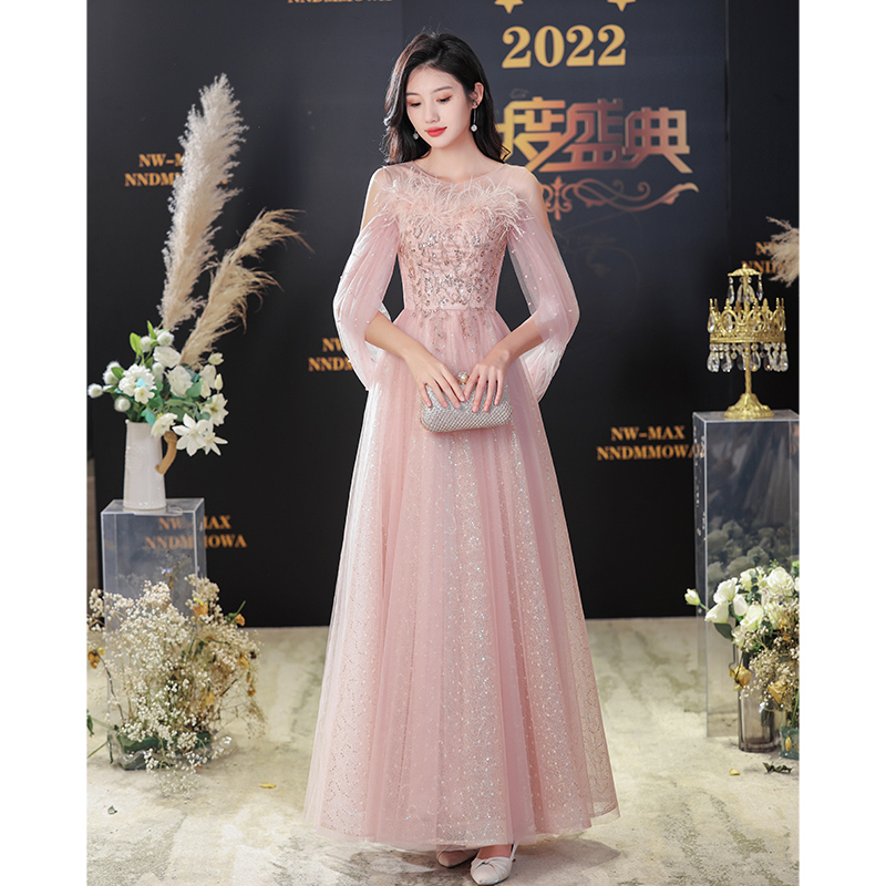 ชุดราตรี ชุดราตรีสวยหรู แบบ ทันสมัย Evening dress