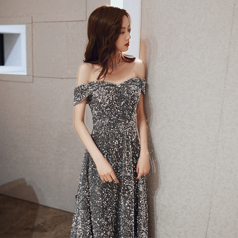 ชุดราตรี ชุดราตรีสวยหรู แบบ ทันสมัย Evening dress