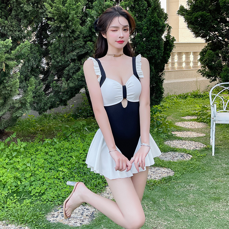 ชุดว่ายน้ำผู้หญิง ชุดว่ายน้ำน่ารัก Bikini ชุดไปทะเล