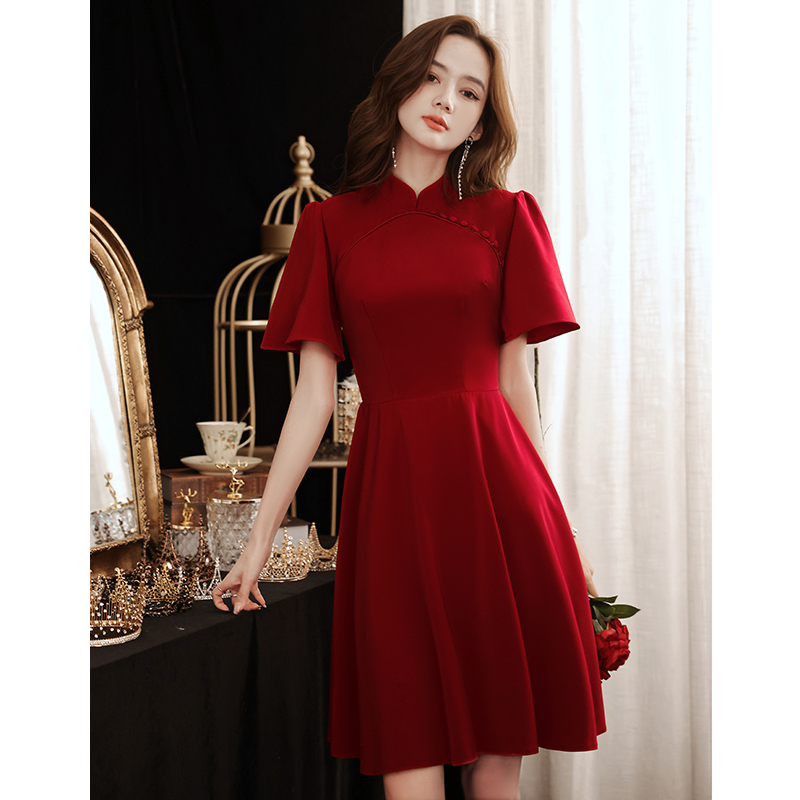 ชุดราตรี ชุดราตรีสวยหรู แบบ ทันสมัย Evening dress
