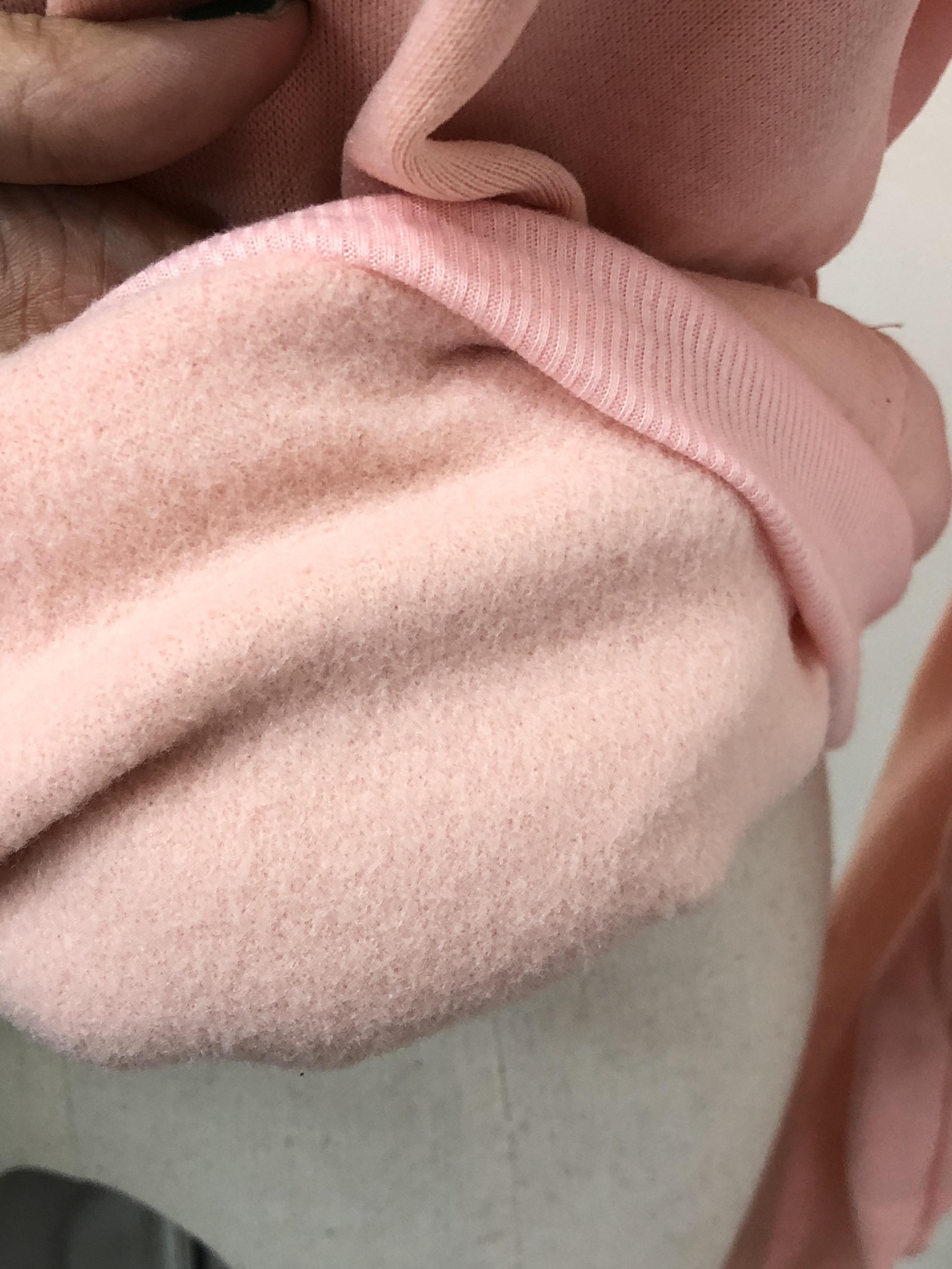 เสื้อกันหนาวฮู้ดดี้ แฟชั่นเกาหลี สีชมพู น่ารักมากจ้า ผ้าเนื้อไม่หนาใส่ในไทยได้จ้า พร้อมส่ง งานจริงในภาพสุดท้าย