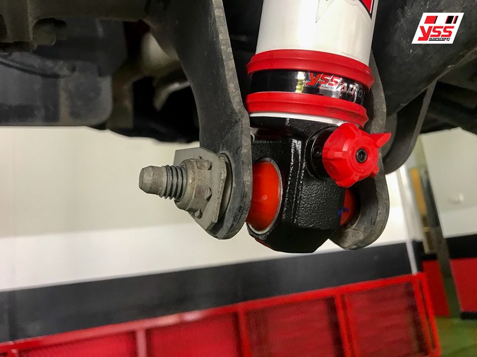 โช้คอัพ สปริง YSS รุ่น DTG Plus รถ Ford All New Ranger ปี 12-17 3.2/2.2