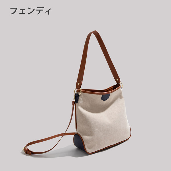 กระเป๋าสะพายข้างผู้หญิง กระเป๋าสะพายสไตล์เกาหลี By Japanese フェンディ authentic bag