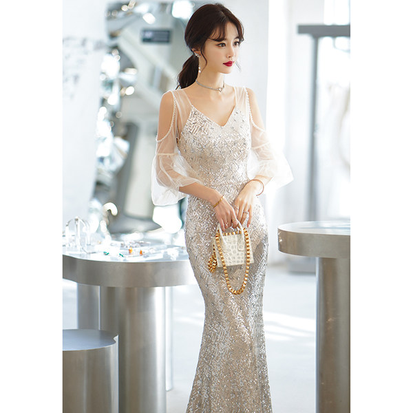 ชุดราตรี ชุดราตรีสวยหรู แบบ ทันสมัย Evening dress