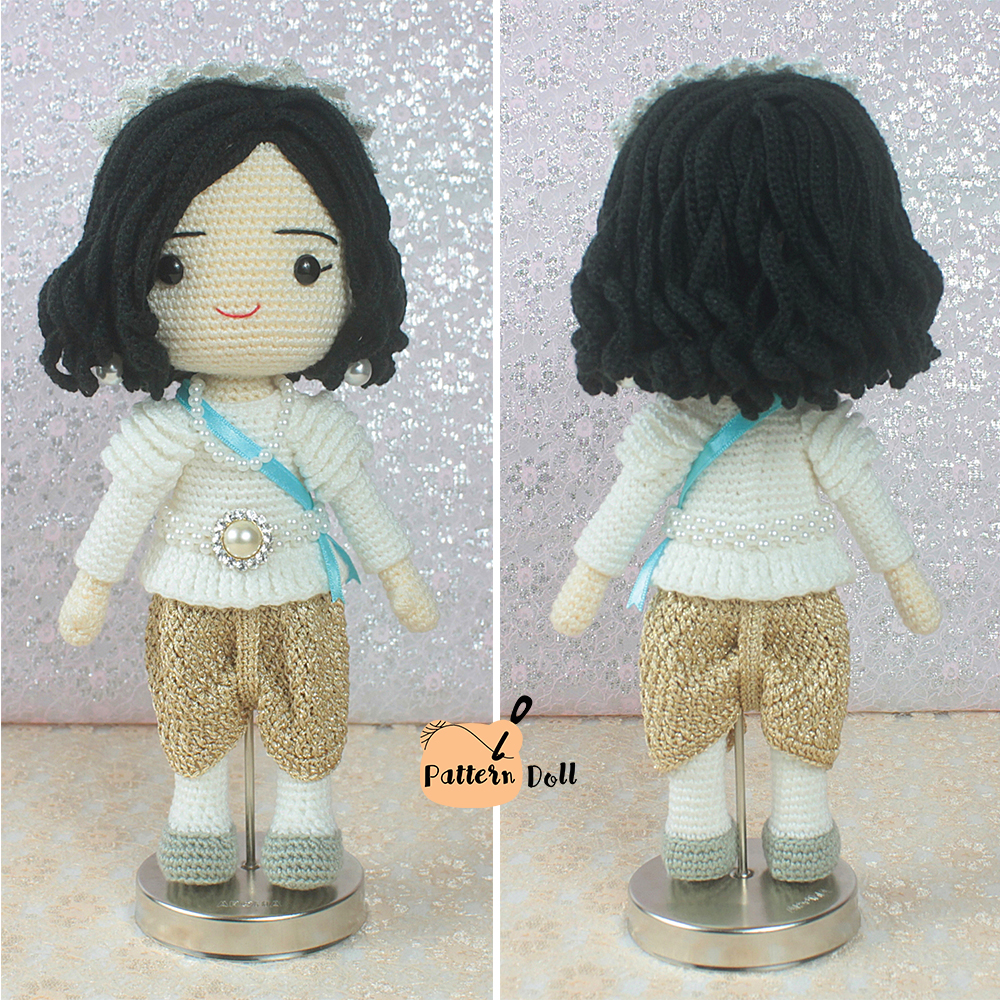 ตุ๊กตาถักคู่แต่งงานชุดไทย สมัย ร.๕