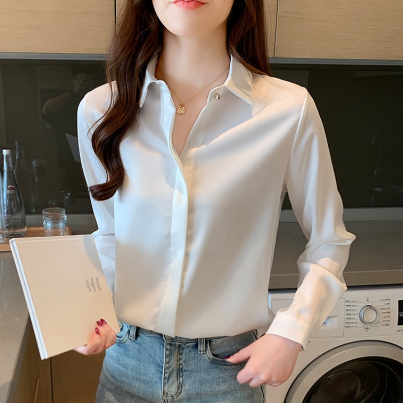 เสื้อเชิ้ตผู้หญิงแขนยาว เสื้อเชิ้ตผู้หญิงใส่ทํางาน 390 บาทต่อชิ้น ฟรีค่าจัดส่ง