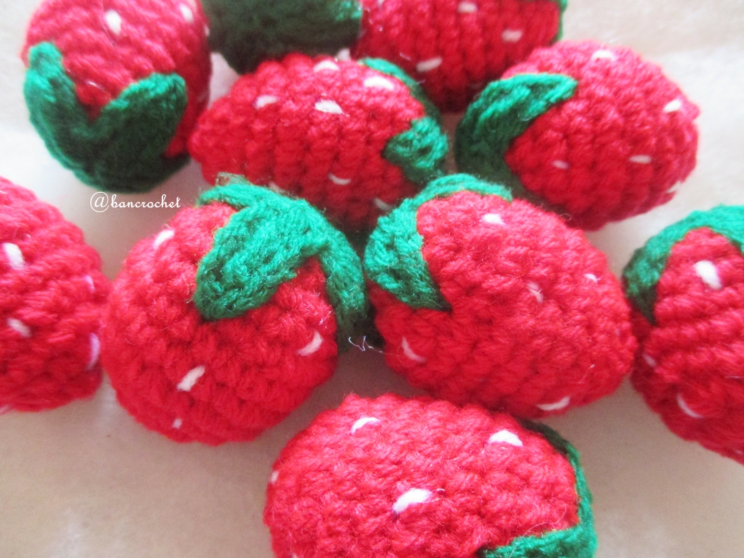 สตรอเบอรี่ถักโครเชต์ strawberry fruit crochet