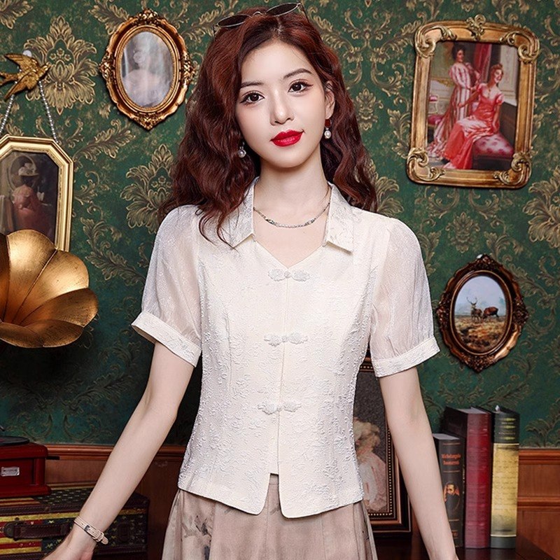 เสื้อเชิ้ตผู้หญิงใส่ทํางาน 390 บาทต่อชิ้น ฟรีค่าจัดส่ง