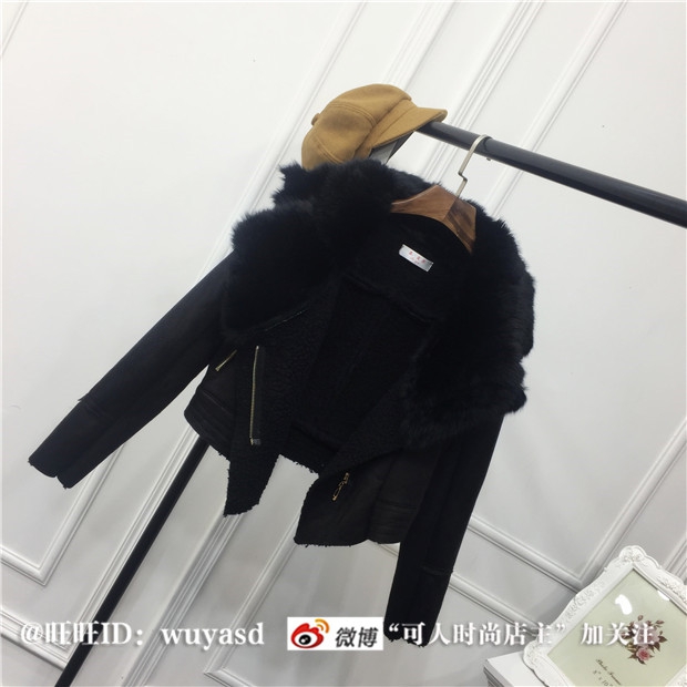 เสื้อกันหนาวหนังกลับบุขนแกะ แต่งขนเฟลอ แบบเก๋ งานดี ขนไม่หลุดง่าย ถ่ายจากงานจริง พร้อมส่งจ้า ตามภาพเลยจ้า