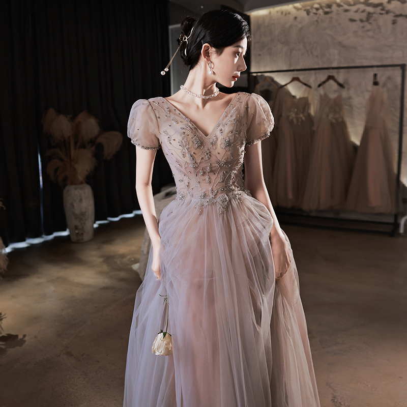 ชุดราตรี ชุดราตรีสวยหรู แบบ ทันสมัย Evening dress