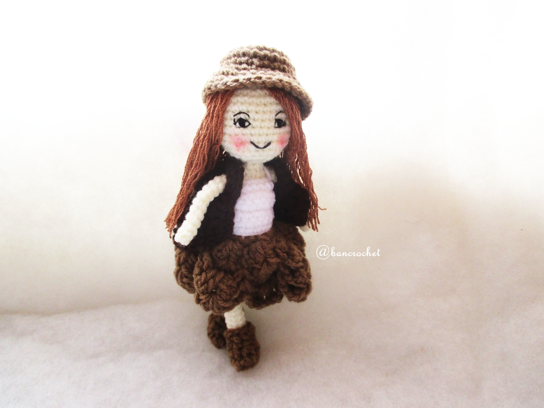 ตุ๊กตาเด็กผู้หญิงถัก ขนาด 7 นิ้ว girl amigurumi crochet dolls