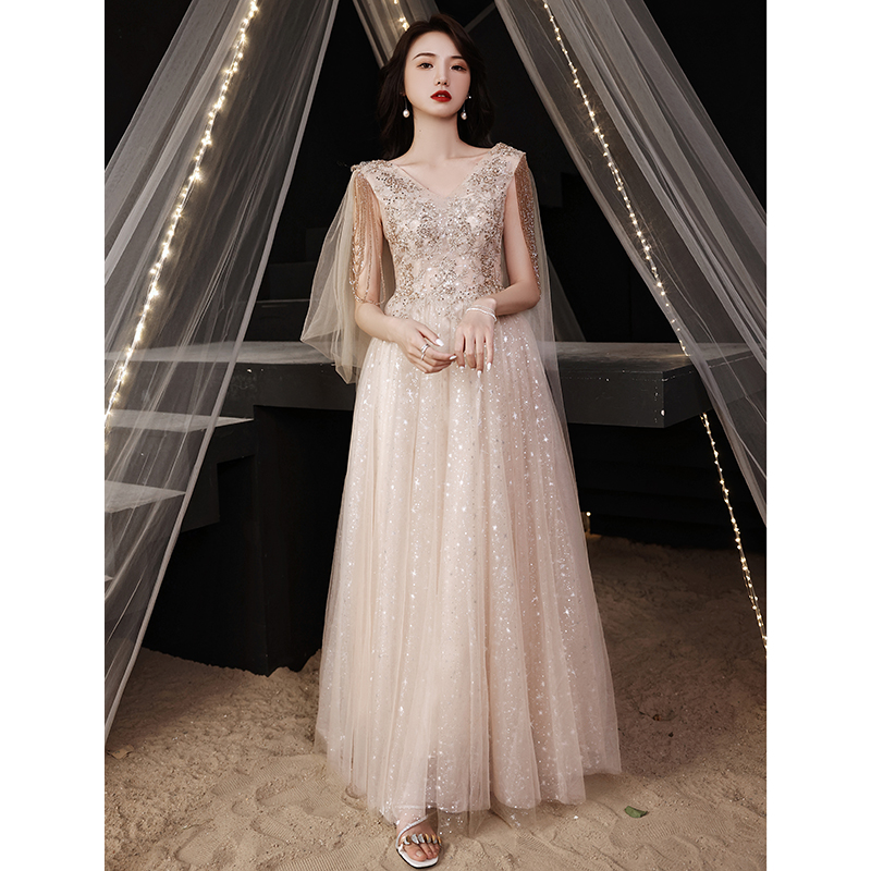 ชุดราตรี ชุดราตรีสวยหรู แบบ ทันสมัย Evening dress