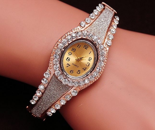 นาฬิกาข้อมือ นาฬิกาผู้หญิง แบบ กำไลข้อมือ ทอง 18 K สี Rose Gold ฝังเพชร CZ คริสตัลออสเตเรียน สุดหรู เรียงแถว รอบเรือน สีเงิน ใส่ออกงาน 789067