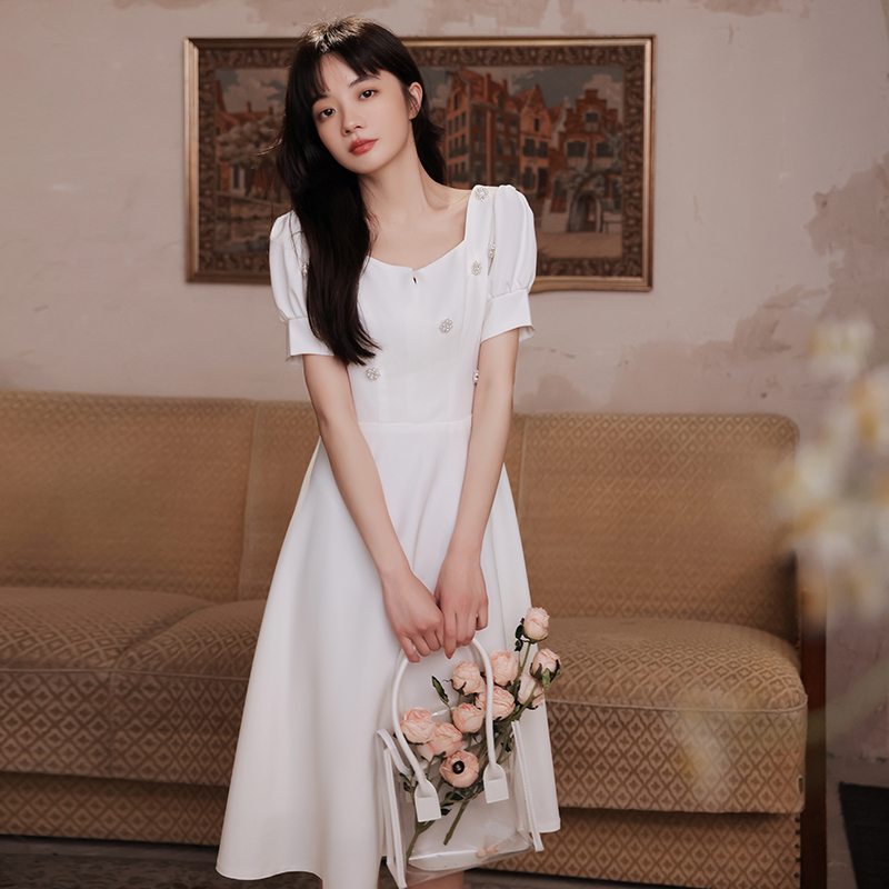 ชุดราตรี ชุดราตรีสวยหรู แบบ ทันสมัย Evening dress