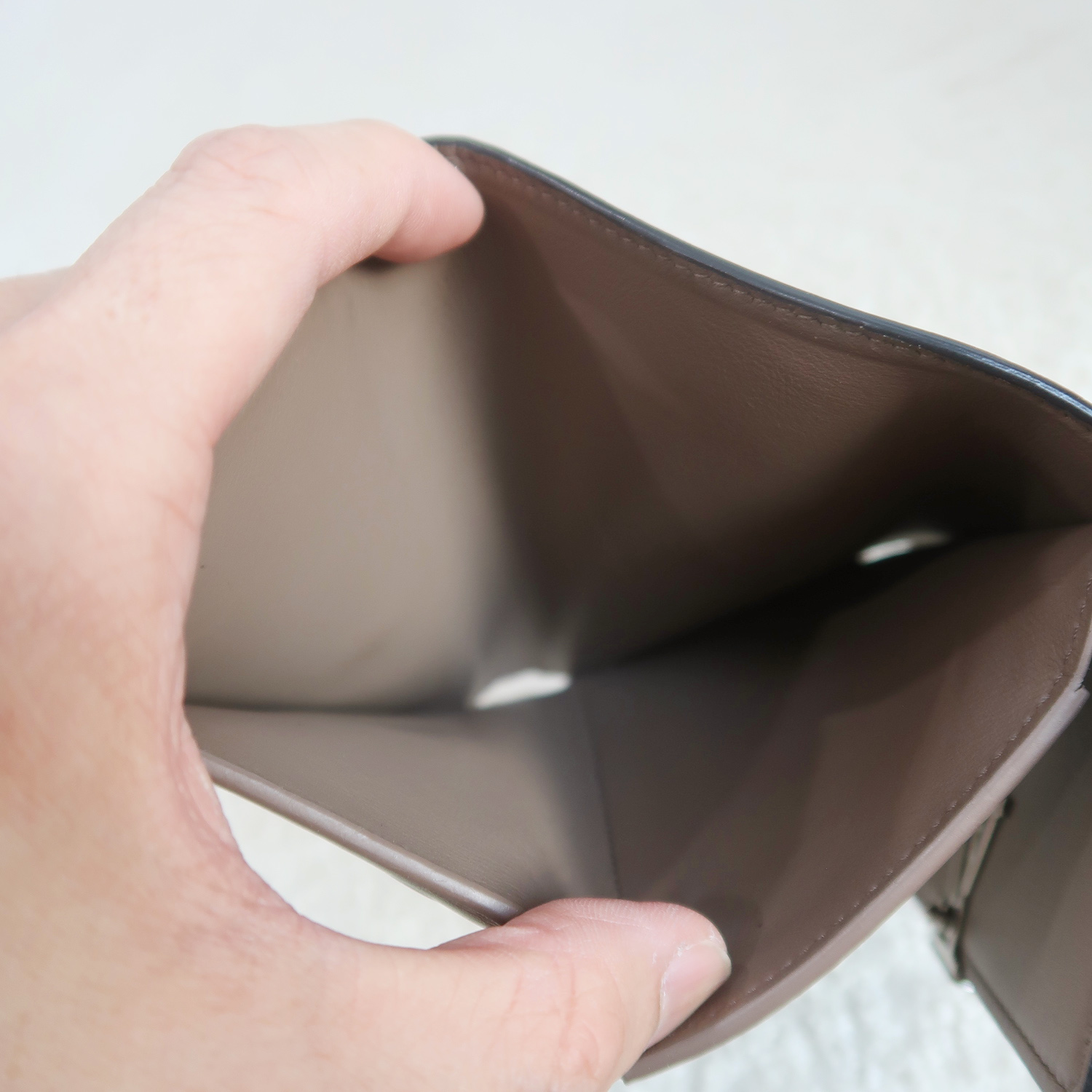 Louis Vuitton Mulan Pink Taurillon Capucines Mini Wallet