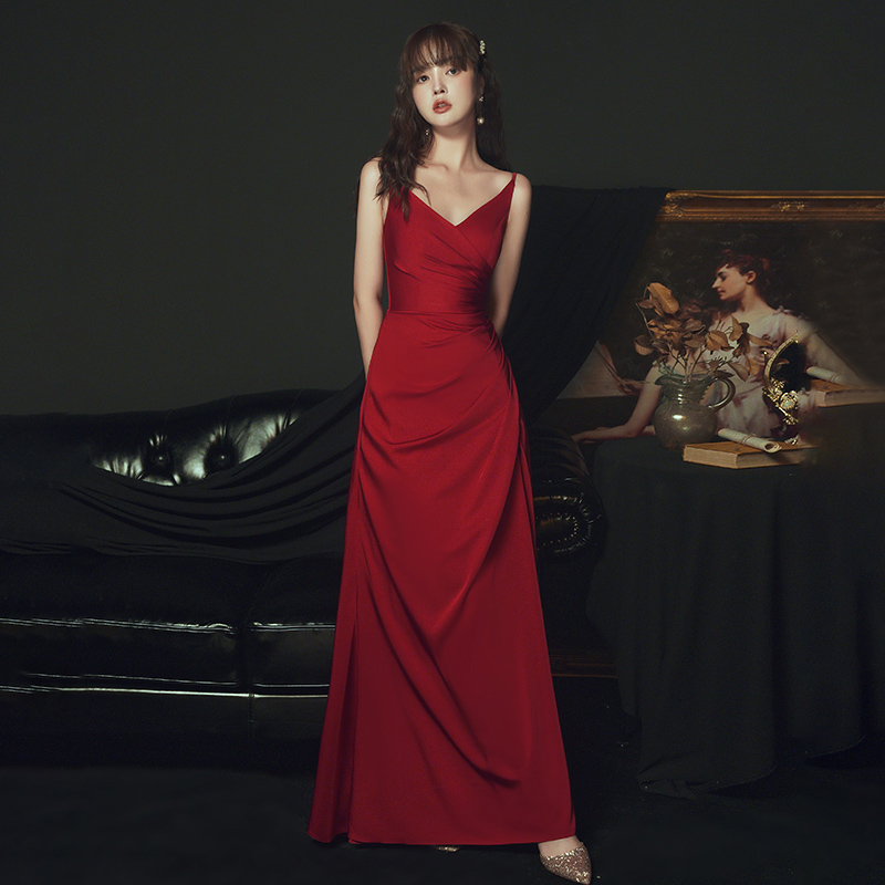 ชุดราตรี ชุดราตรีสวยหรู แบบ ทันสมัย Evening dress