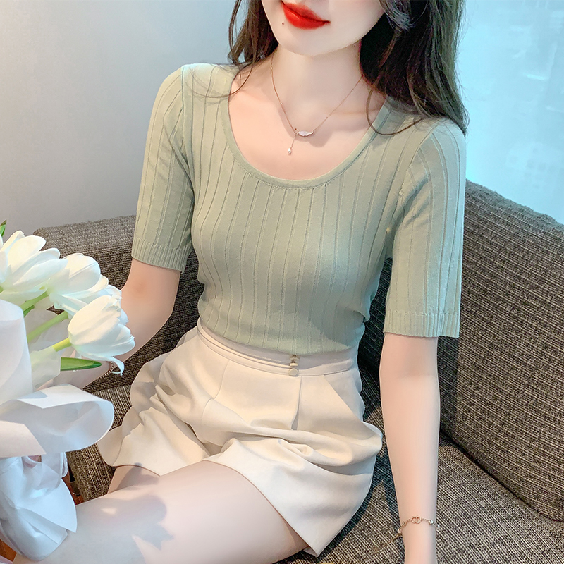 เสื้อผ้าวัยรุ่นเกาหลี เสื้อยืดวัยรุ่นผู้หญิง มีขนาด S M L XL