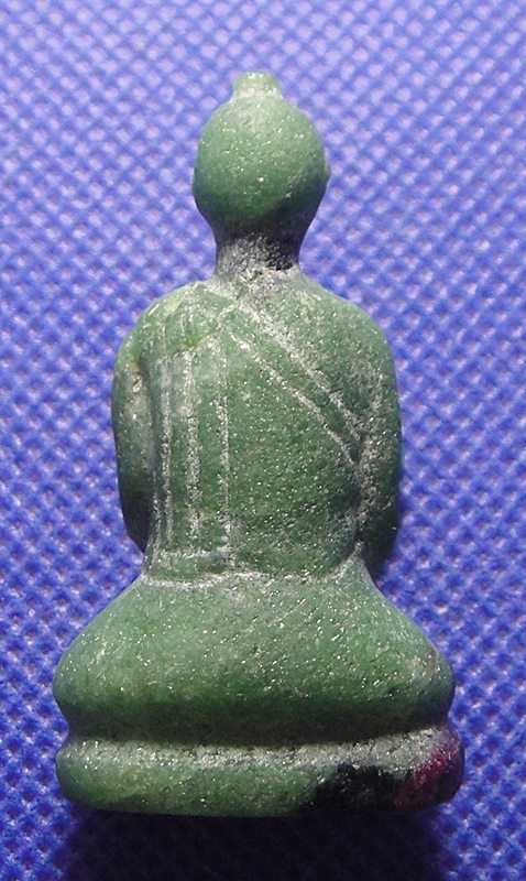 พระหินแกะ