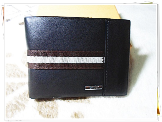 กระเป๋าสตางค์ผู้ชายหนังนิ่ม Bally สีดำ คาดแถบน้ำตาล b10317