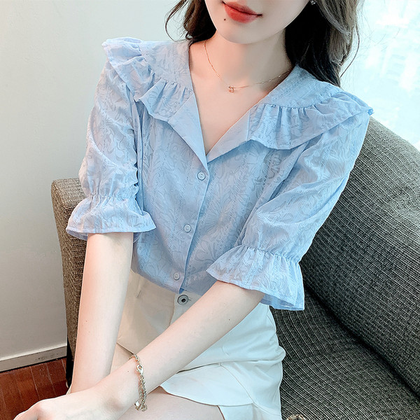 เสื้อลูกไม้ แขนสั้น