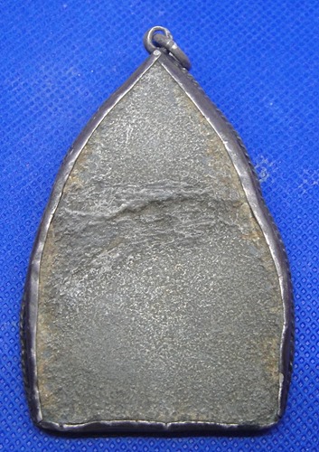 พระตรีกาย เนื้อชินเขียว