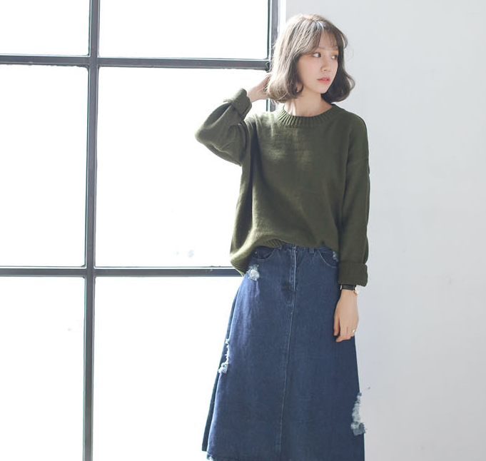 Sweater เสื้อสเวทเตอร์แขนยาว สีเขียวขี้ม้า ทรงสวย จะใส่เดี่ยวไหรือใส่โค้ทคลุมก็เริ่ด
