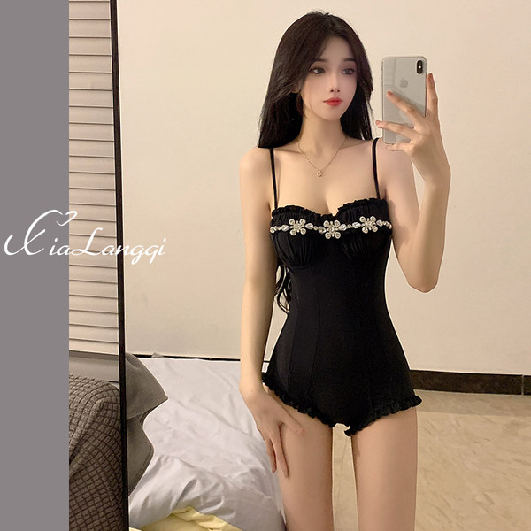 ชุดว่ายน้ำผู้หญิง ชุดว่ายน้ำน่ารัก Bikini ชุดไปทะเล