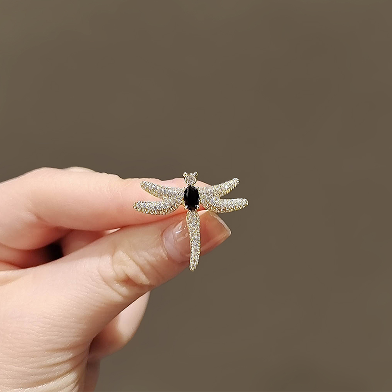 เข็มกลัด เข็มกลัดสวยๆ เข็มกลัดติดเสื้อ Brooch