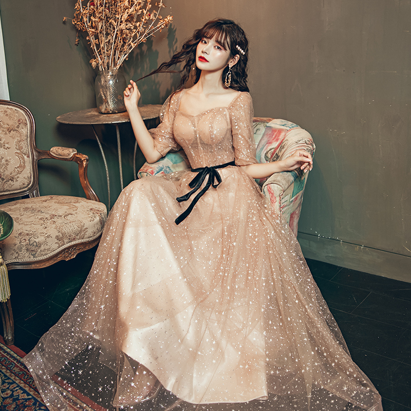 ชุดราตรี ชุดราตรีสวยหรู แบบ ทันสมัย Evening dress