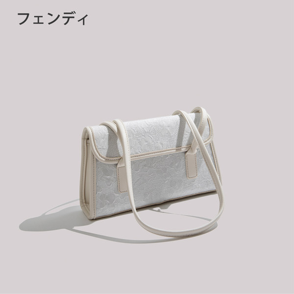 กระเป๋าสะพายข้างผู้หญิง กระเป๋าสะพายสไตล์เกาหลี By Japanese フェンディ authentic bag