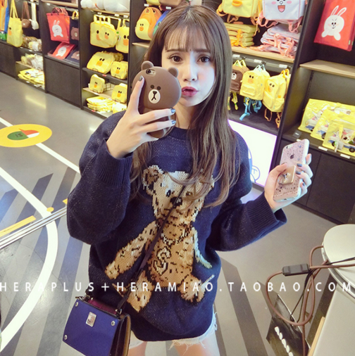 เสื้อไหมพรมน้องหมี สีกรมท่า ยืดได้เยอะ น่ารักค่า พร้อมส่งเลยน้า