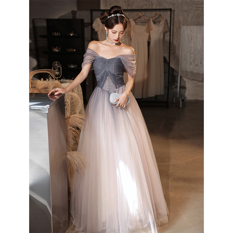 ชุดราตรี ชุดราตรีสวยหรู แบบ ทันสมัย Evening dress